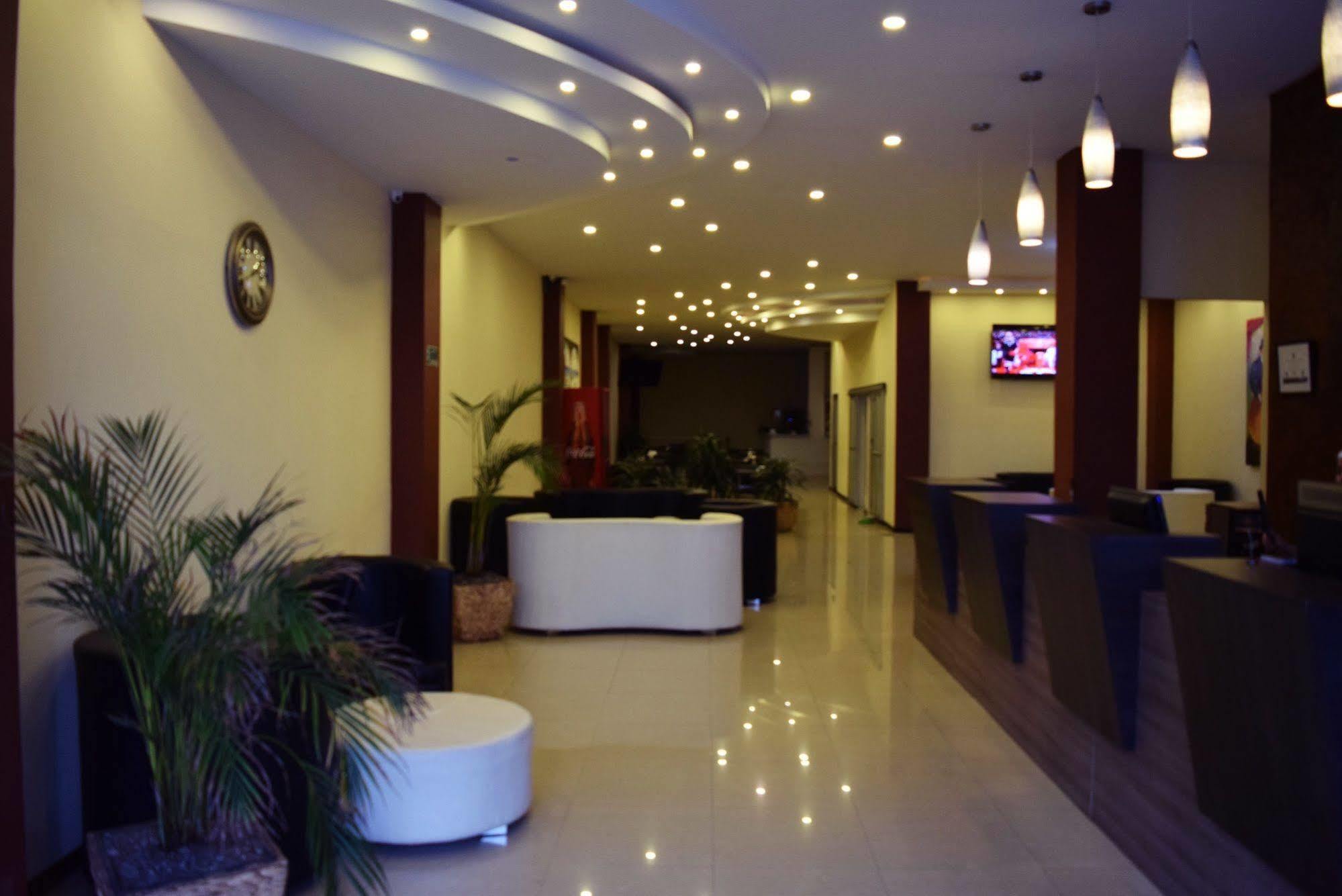 Ayenda 1063 Golden Hotell Bogotá Exteriör bild