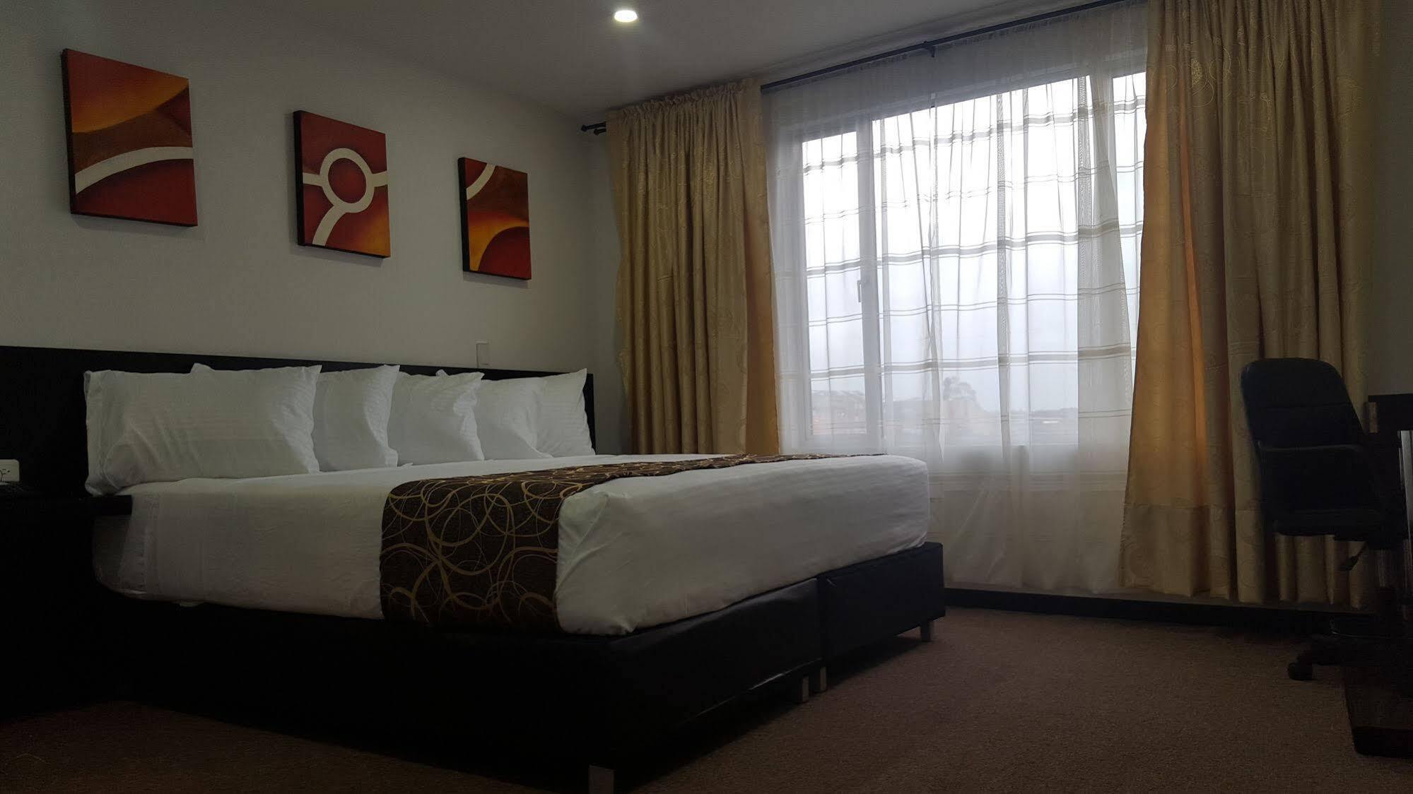 Ayenda 1063 Golden Hotell Bogotá Exteriör bild
